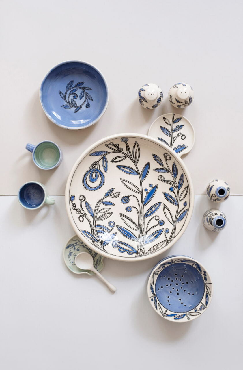 Maria Andrade Troya finished pot grouping, blue, vertical, Photo by Nicole McConville (www.nicolemcconville.com)